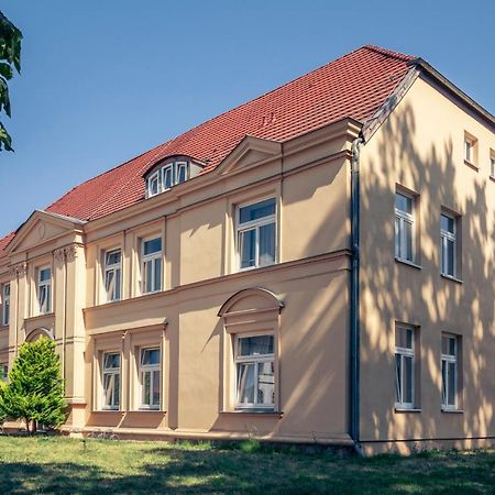 Hotel Schloss Neustadt-Glewe Bagian luar foto