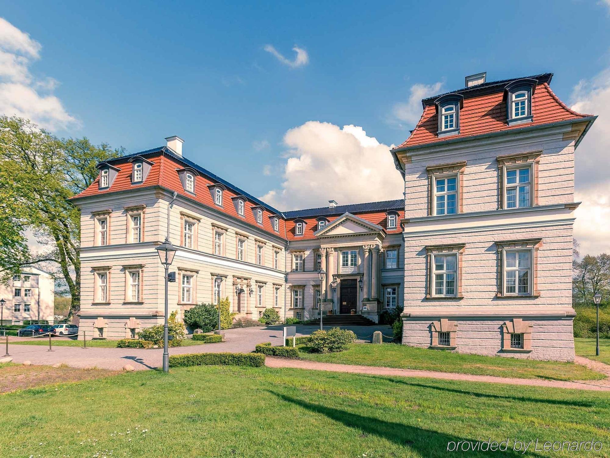 Hotel Schloss Neustadt-Glewe Bagian luar foto