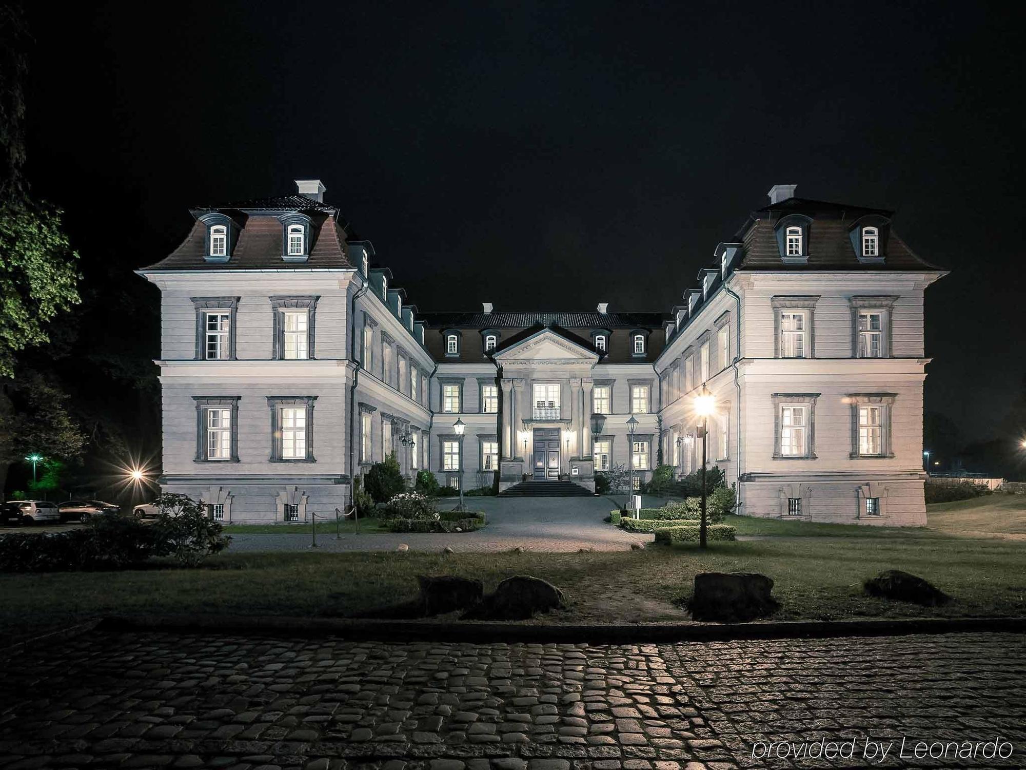 Hotel Schloss Neustadt-Glewe Bagian luar foto