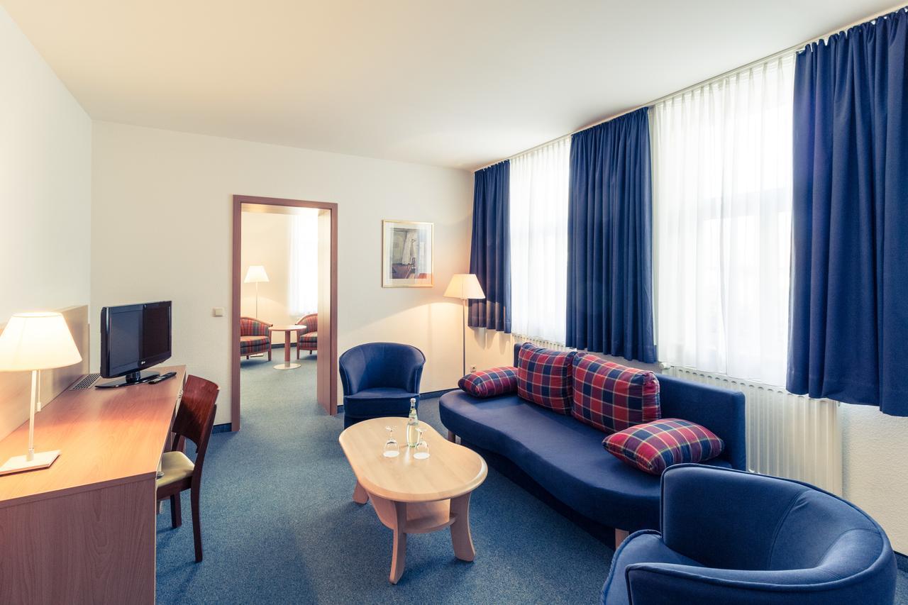 Hotel Schloss Neustadt-Glewe Bagian luar foto
