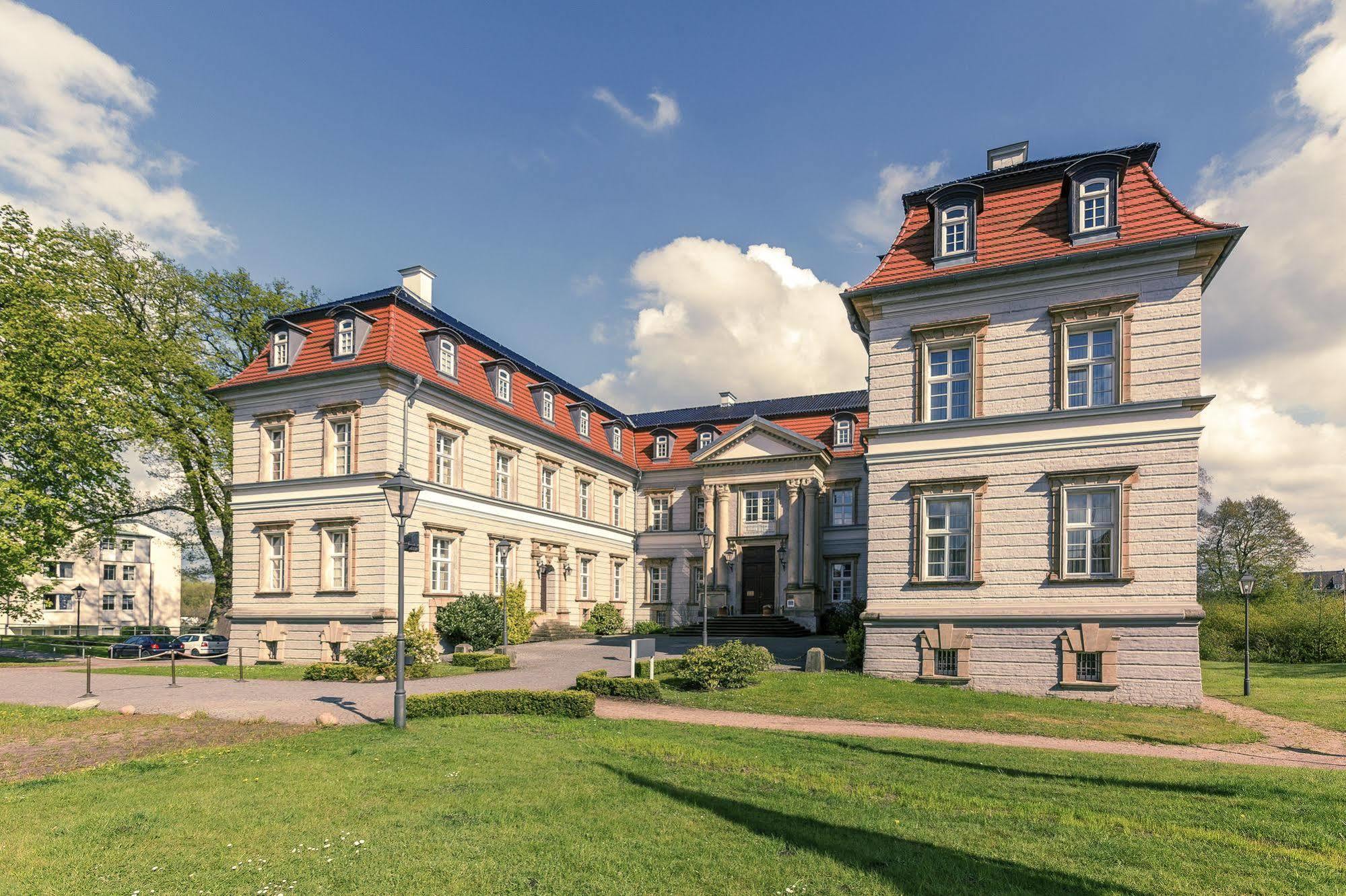 Hotel Schloss Neustadt-Glewe Bagian luar foto