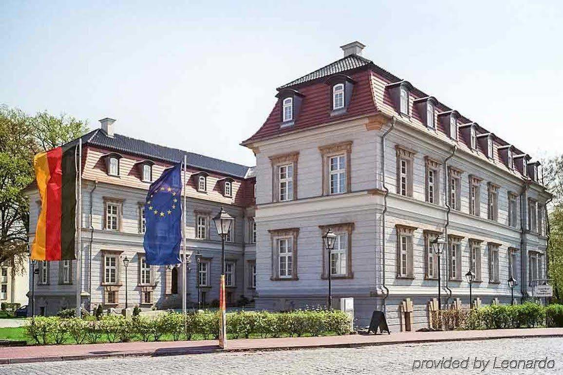 Hotel Schloss Neustadt-Glewe Bagian luar foto
