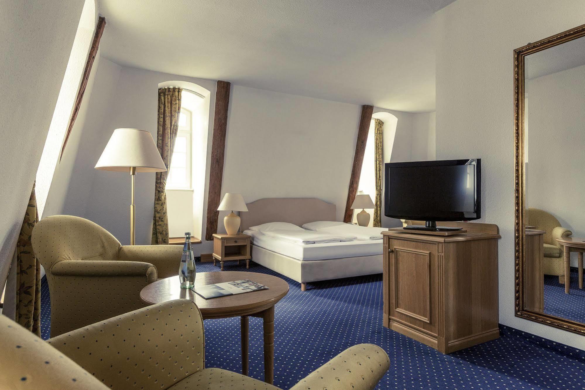 Hotel Schloss Neustadt-Glewe Bagian luar foto